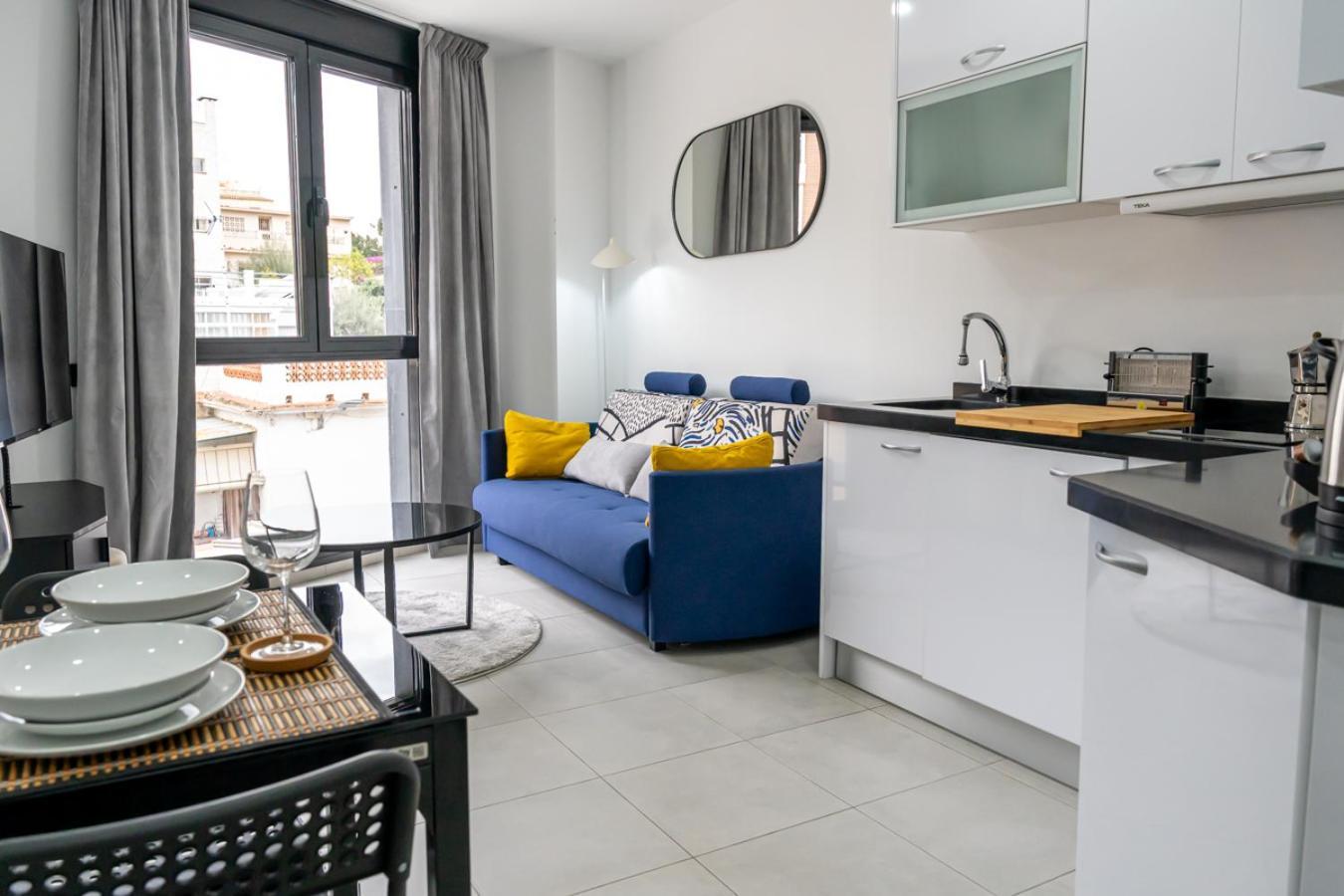 Modern Wave Escape Apartment With Private Parking And Rooftop Pool By Namaste Elite Torremolinos Esterno foto