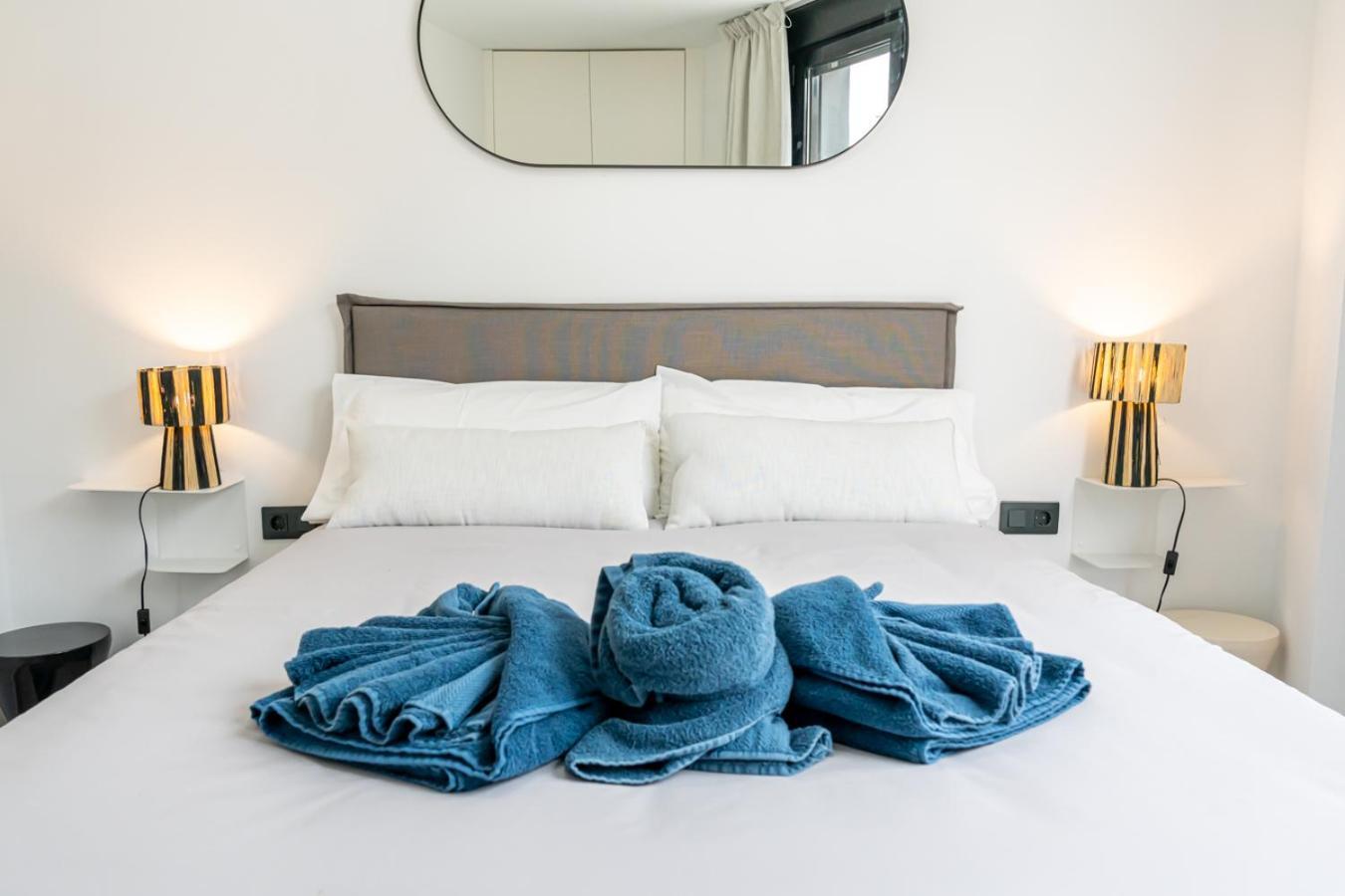 Modern Wave Escape Apartment With Private Parking And Rooftop Pool By Namaste Elite Torremolinos Esterno foto